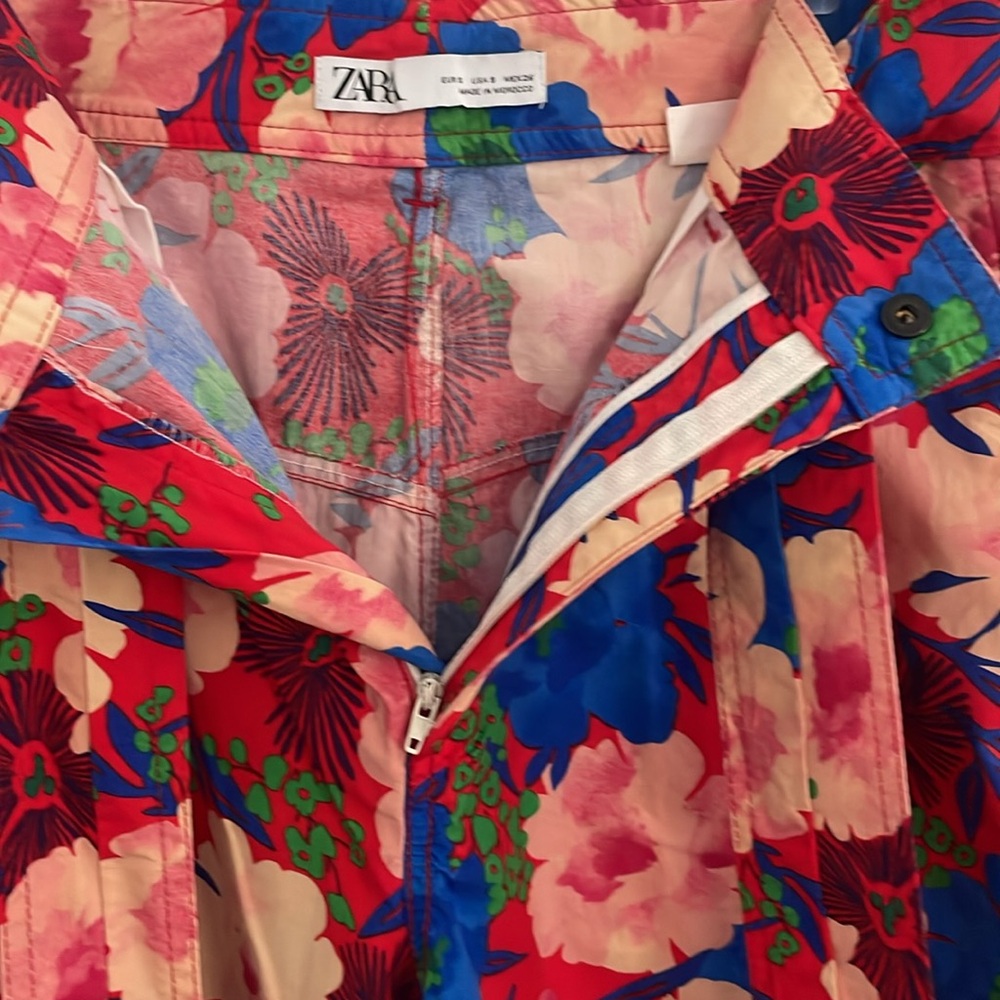 Zara Floral Pants Like new! - Picture 7 of 10